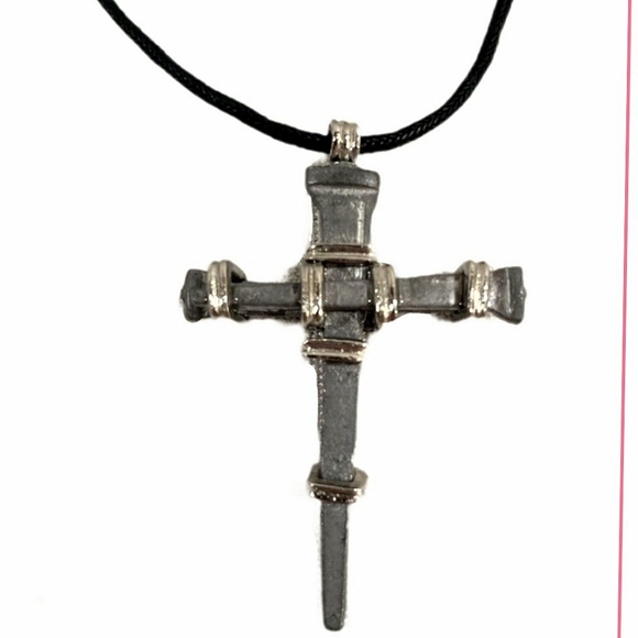 Cross of Nails Pewter Pendant - Picture 9 of 9